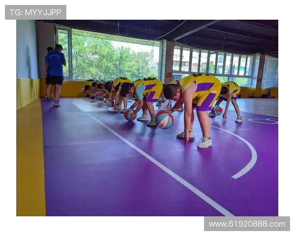 杨芳独家分享篮球心得与技巧助你提升球技的秘密宝典