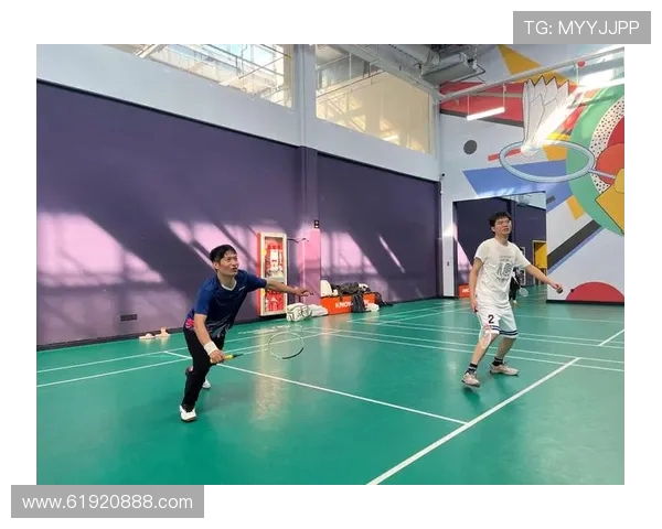 聚焦羽毛球战术解析:北京羽毛球队的制胜之道与训练策略探讨 聚焦羽毛球战术解析:北京羽毛球队的制胜之道与训练策略探讨