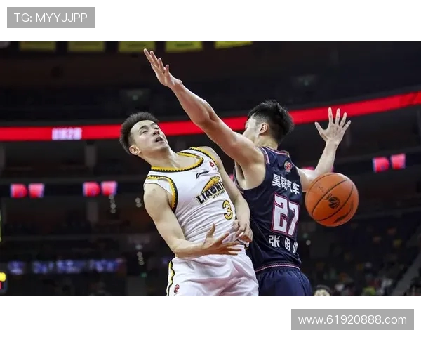 CBA激战今晚八点广东对决北京谁能赢得关键胜利