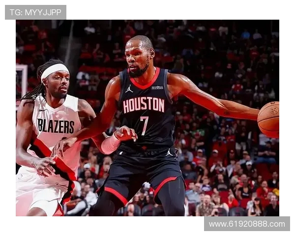 火箭与勇士的巅峰对决回顾:16至17赛季的精彩瞬间与战术分析 火箭与勇士的巅峰对决回顾:16至17赛季的精彩瞬间与战术分析