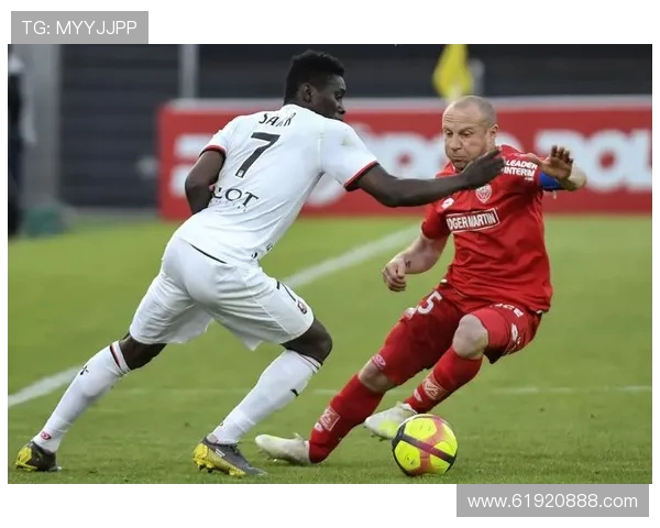 第戎与拉瓦勒的精彩对决分析与赛季展望 第戎与拉瓦勒的精彩对决分析与赛季展望