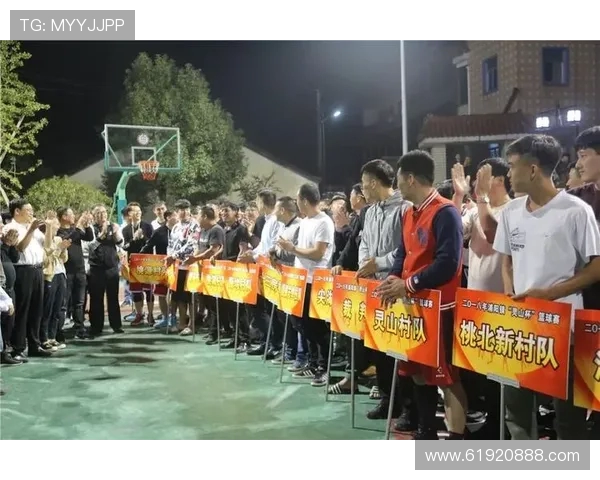 重庆篮球队奋斗历程的真实记录与荣耀追寻 重庆篮球队奋斗历程的真实记录与荣耀追寻