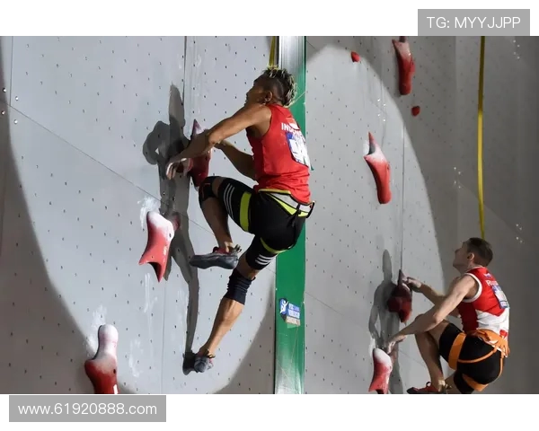 杭州攀岩队在极限运动世界杯中的精彩表现与实力分析